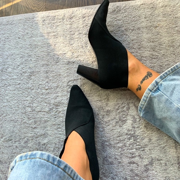 Stuart Weitzman Shoes - Stuart Weitzman Elegant Chunky Heels EU 38